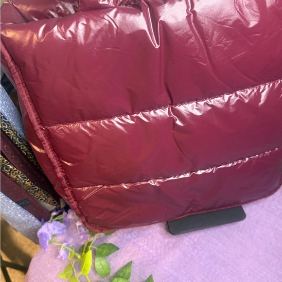 Marc Jacobs Deep Burgundy Tote - Picture 2 of 6